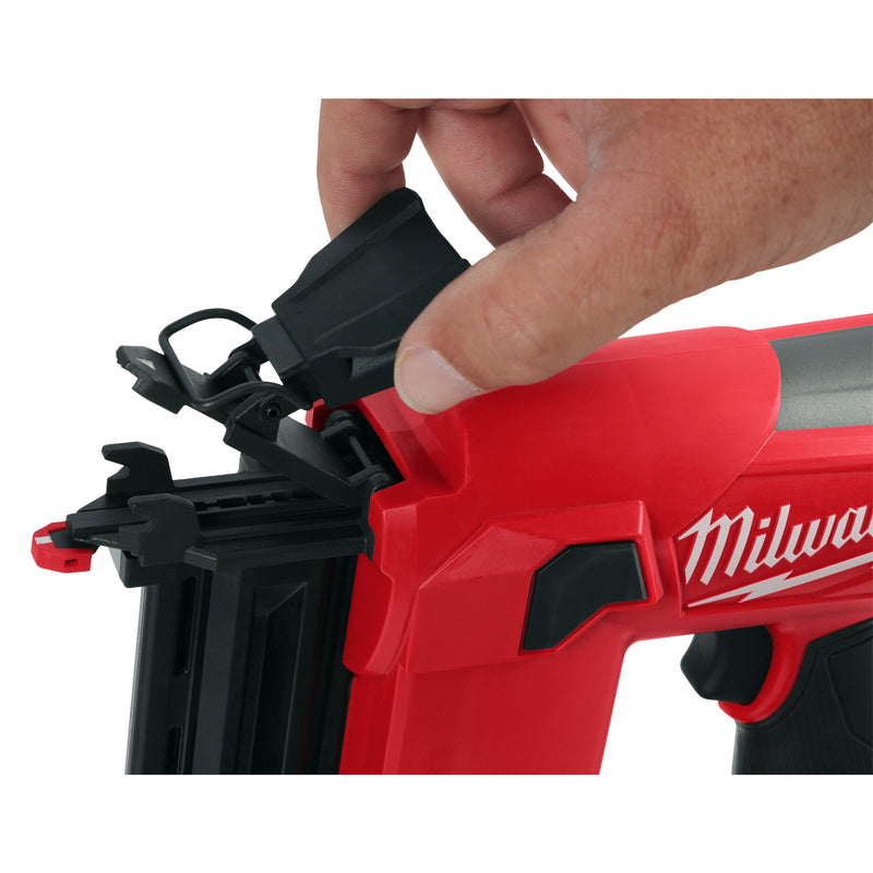 M12 FUEL™ Cloueur de finition droit calibre 18 – M12 FCN18GS