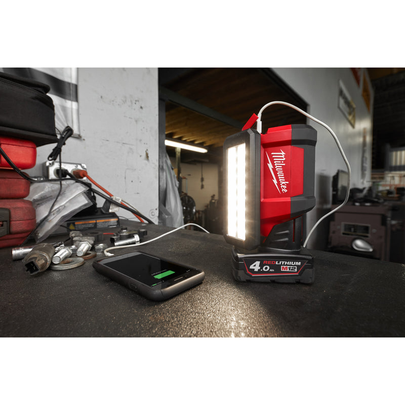 M12 ™ Éclairage compact orientable – M12 PAL