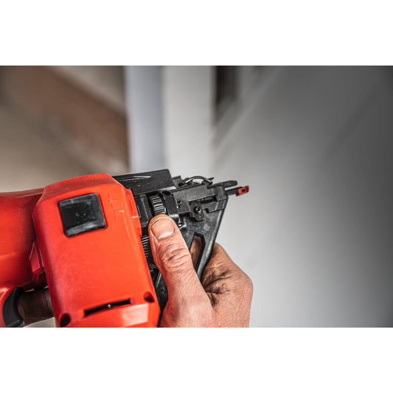 M18 FUEL™ CLOUEUR DE FINITION 34° CALIBRE 15 – M18 FN15GA