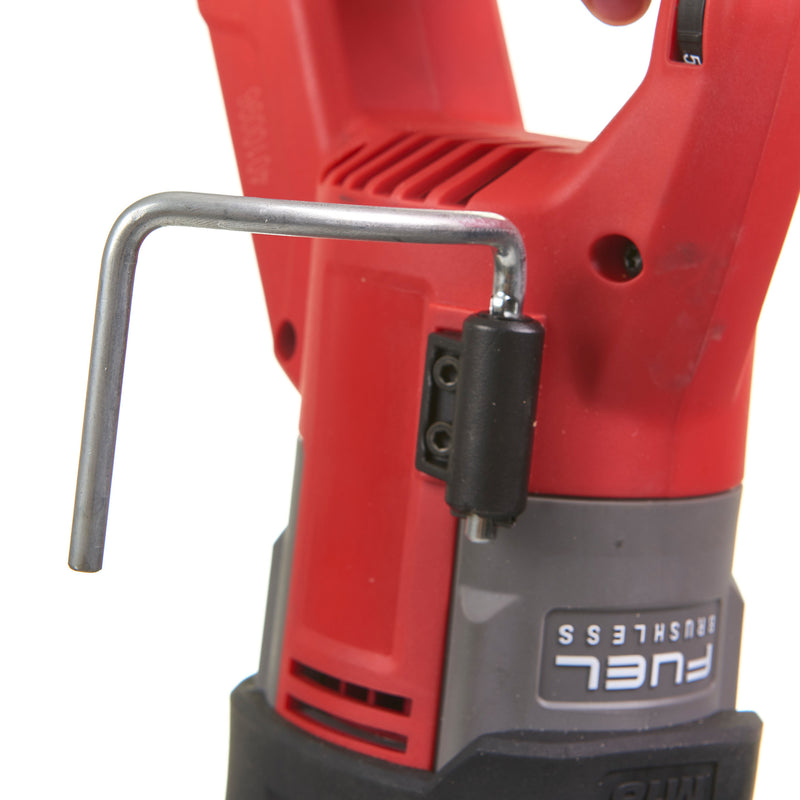 M18 FUEL™ Scie sabre SAWZALL™ AVEC DES COUPES DROITES / PENDULAIRES – M18 FSX