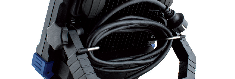 LUMX LED P+ 60W / 3 m. H07RN-F / IP54 / 2700/4500/6500K / 50% variateur
