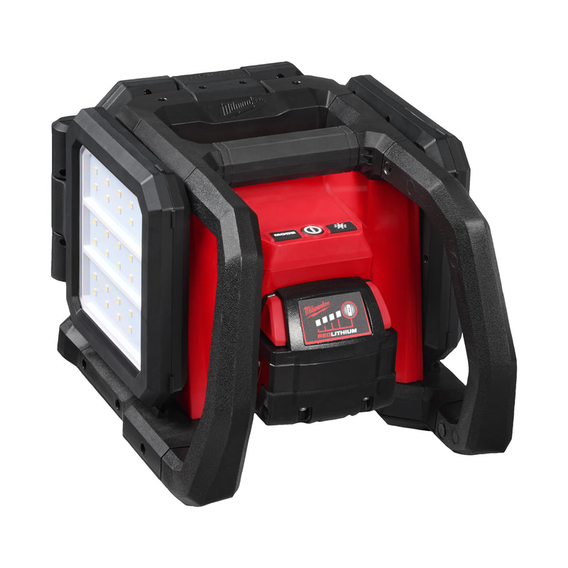 M18™ éclairage de zone multidirectionnel – M18 MDTL
